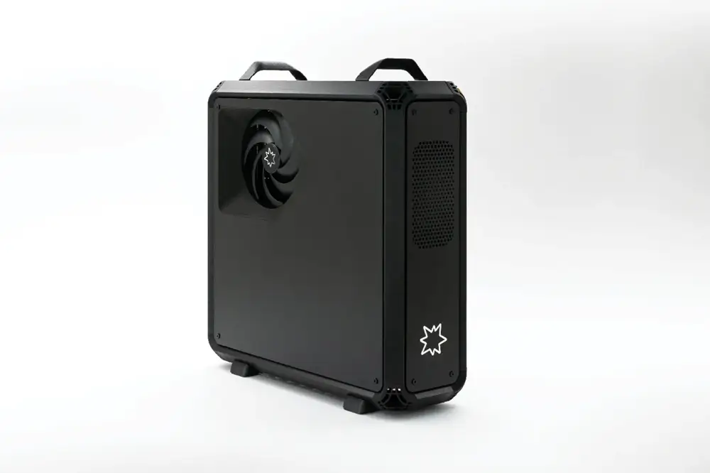 Bảng cấu hình và giá bán niêm yết ưu đãi của Lucebox Zero 495