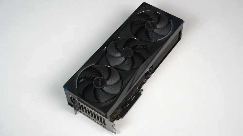 GeForce RTX 5090 32GB GDDR7